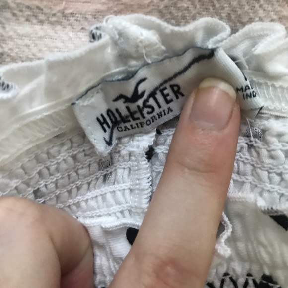 Black and White Hollister Tube Top - Picture 3 of 4